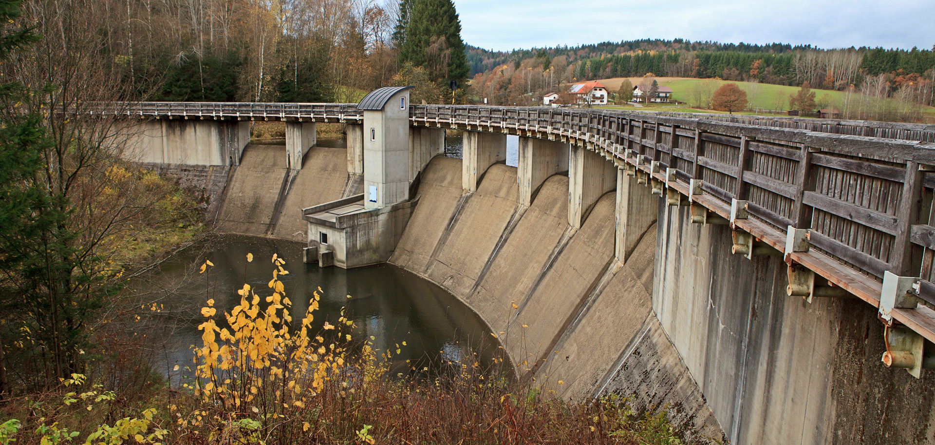 bulicek + ingenieure gmbh Talsperre mit integriertem Brückenbauwerk
