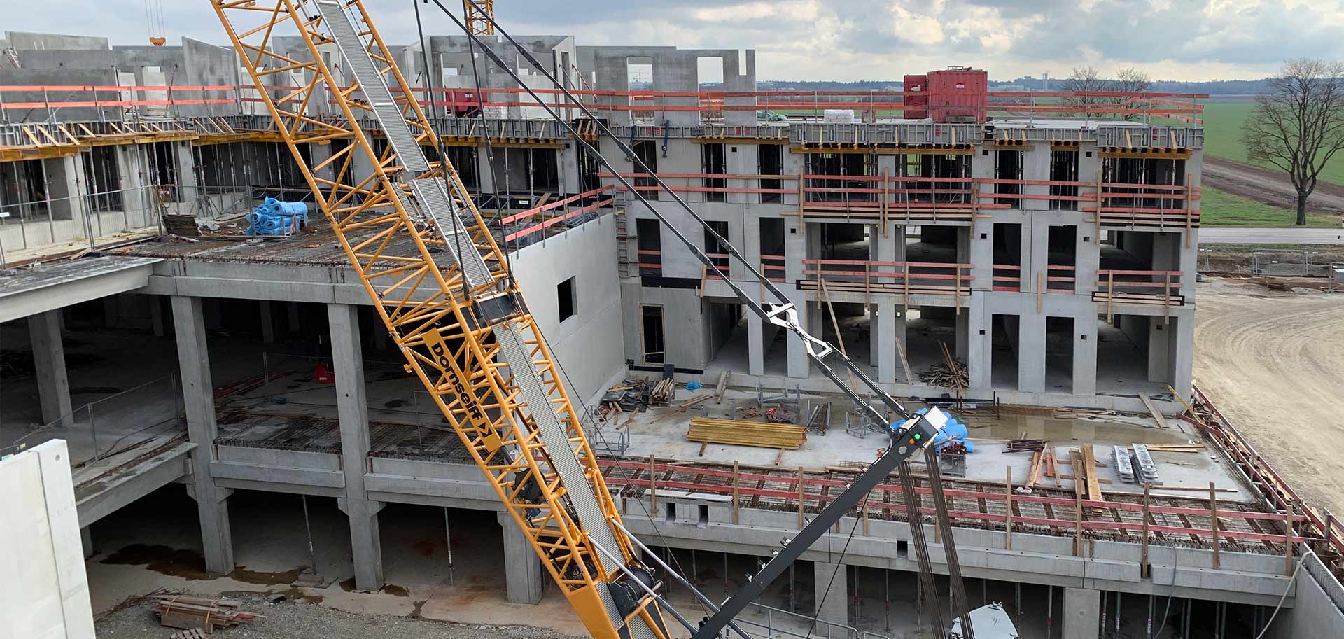 Taufkirchen Wohn- und Geschäftshaus